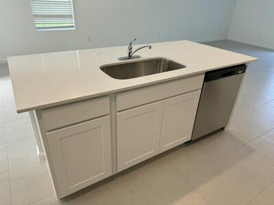 664 Carlyle Way, Fort Pierce, FL 34947