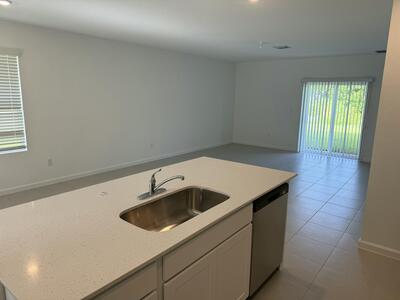 664 Carlyle Way, Fort Pierce, FL 34947