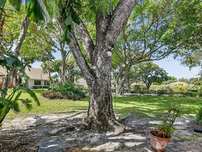 708 Lago Road, Delray Beach, FL 33445