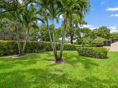 49 Balfour Road, Palm Beach Gardens, FL 33418