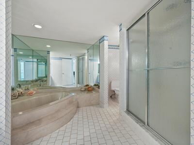 3360 S Ocean Boulevard, Palm Beach, FL 33480