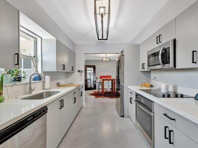 1894 SE Lafayette Street, Stuart, FL 34997