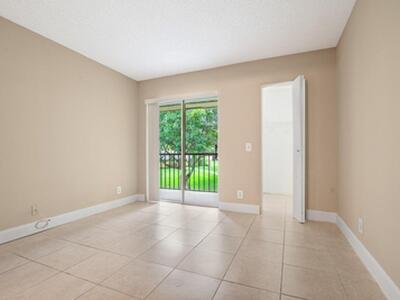516 Meadows Circle, Boynton Beach, FL 33436