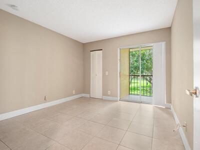516 Meadows Circle, Boynton Beach, FL 33436