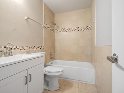 516 Meadows Circle, Boynton Beach, FL 33436