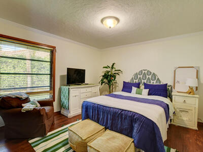 2570 NW 27th Street, Boca Raton, FL 33434