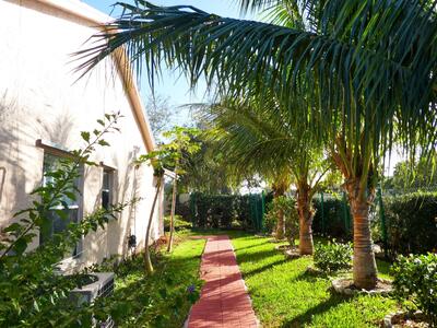 300 NE 42nd Street, Boca Raton, FL 33431