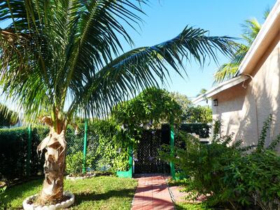 300 NE 42nd Street, Boca Raton, FL 33431