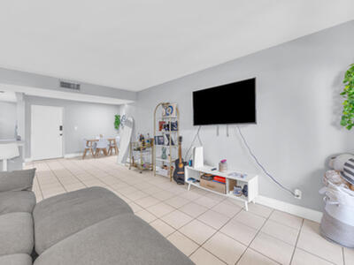 470 NW 20th Street, Boca Raton, FL 33431