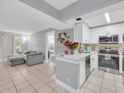 470 NW 20th Street, Boca Raton, FL 33431