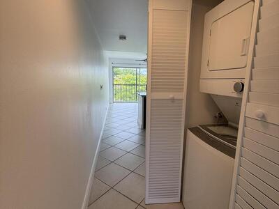 9500 SW 3rd Street, Boca Raton, FL 33428