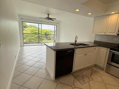 9500 SW 3rd Street, Boca Raton, FL 33428