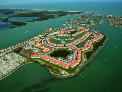 37 Harbour Isle Drive E, Fort Pierce, FL 34949