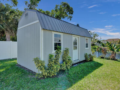 1744 SE Blackwell Drive, Port Saint Lucie, FL 34953