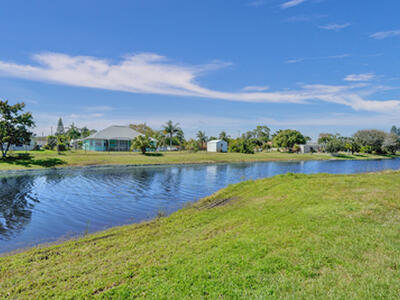 1744 SE Blackwell Drive, Port Saint Lucie, FL 34953