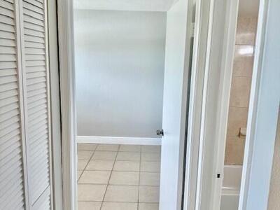 550 SW 2nd Avenue, Boca Raton, FL 33432