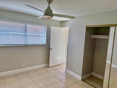 550 SW 2nd Avenue, Boca Raton, FL 33432