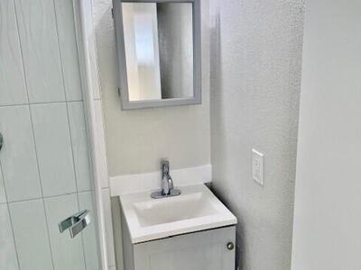 550 SW 2nd Avenue, Boca Raton, FL 33432