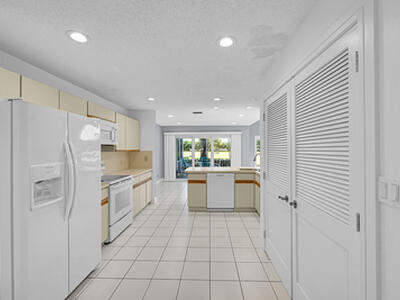 17094 Boca Club Boulevard, Boca Raton, FL 33487