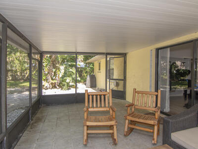 915 Marigold Lane, Vero Beach, FL 32963