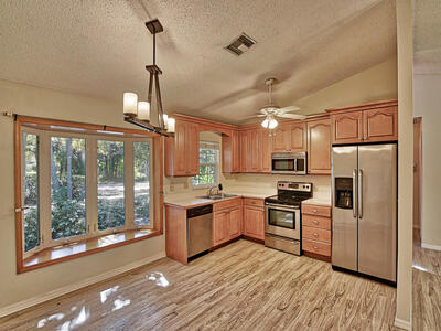 915 Marigold Lane, Vero Beach, FL 32963