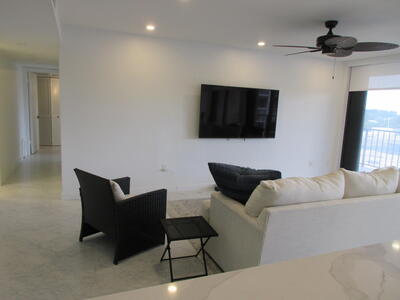 859 Jeffery Street, Boca Raton, FL 33487