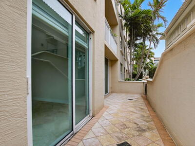 99 SE Mizner Boulevard, Boca Raton, FL 33432