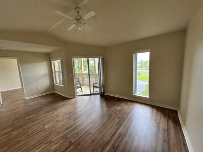 4863 Via Palm Lake, West Palm Beach, FL 33417