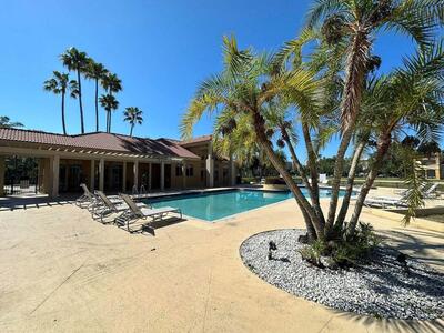 4863 Via Palm Lake, West Palm Beach, FL 33417