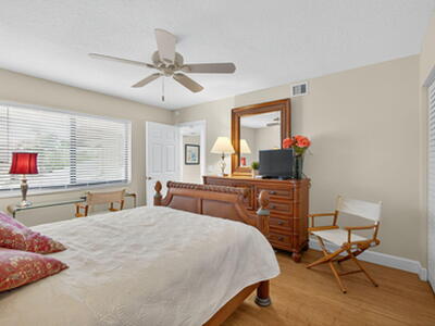 16941 Waterbend Drive, Jupiter, FL 33477