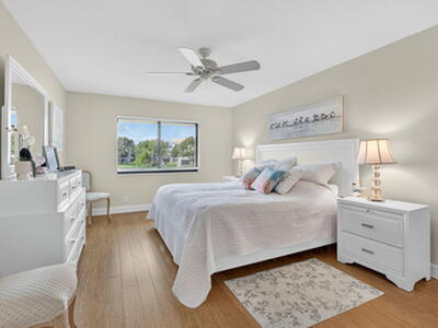 16941 Waterbend Drive, Jupiter, FL 33477