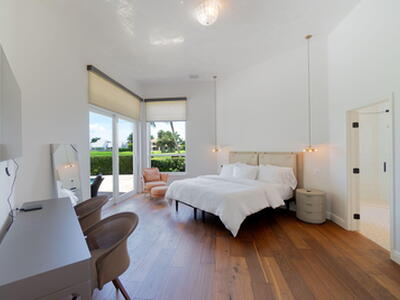 2402 Players Court, Wellington, FL 33414