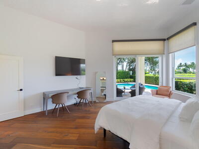 2402 Players Court, Wellington, FL 33414