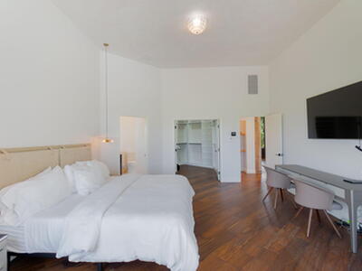 2402 Players Court, Wellington, FL 33414