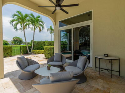 2402 Players Court, Wellington, FL 33414