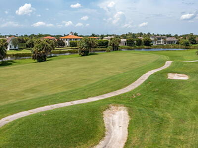 2402 Players Court, Wellington, FL 33414