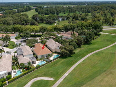 2402 Players Court, Wellington, FL 33414