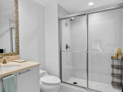 2640 Lake Shore Drive, Singer Island, FL 33404