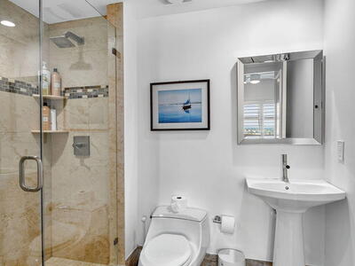 2640 Lake Shore Drive, Singer Island, FL 33404