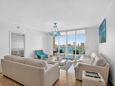 2640 Lake Shore Drive, Singer Island, FL 33404