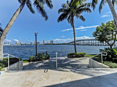 2640 Lake Shore Drive, Singer Island, FL 33404