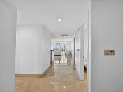 2640 Lake Shore Drive, Singer Island, FL 33404