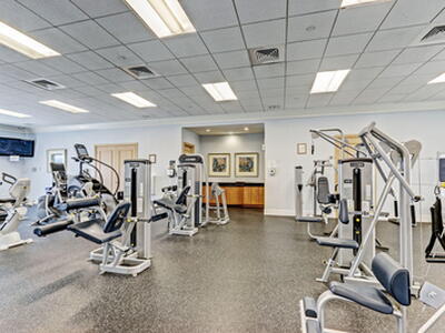 2640 Lake Shore Drive, Singer Island, FL 33404