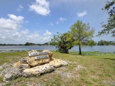 1415 Crest Drive, Lake Worth, FL 33461