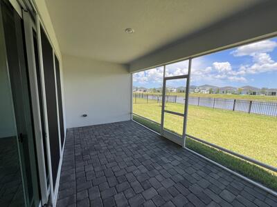 6313 NW Cloverdale Avenue, Port Saint Lucie, FL 34987