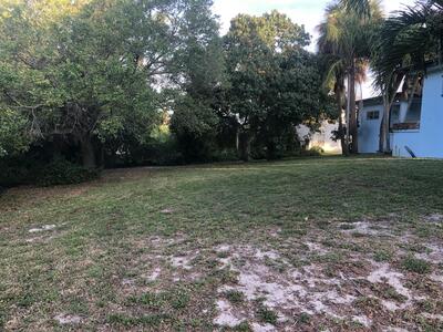 4464 NE Skyline Drive, Jensen Beach, FL 34957
