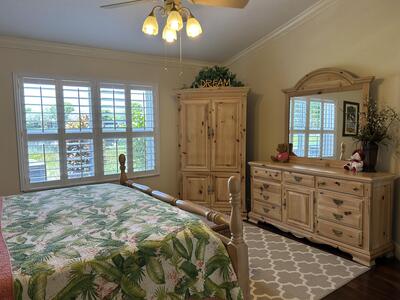 10470 Pelican Drive, Wellington, FL 33414