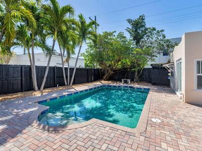 222 Greenwood Drive, West Palm Beach, FL 33405