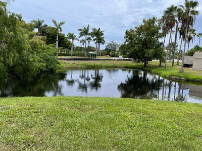 1050 Crystal Way, Delray Beach, FL 33444