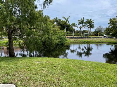 1050 Crystal Way, Delray Beach, FL 33444